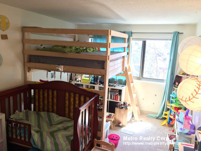 70 Centre St, Coolidge Corner