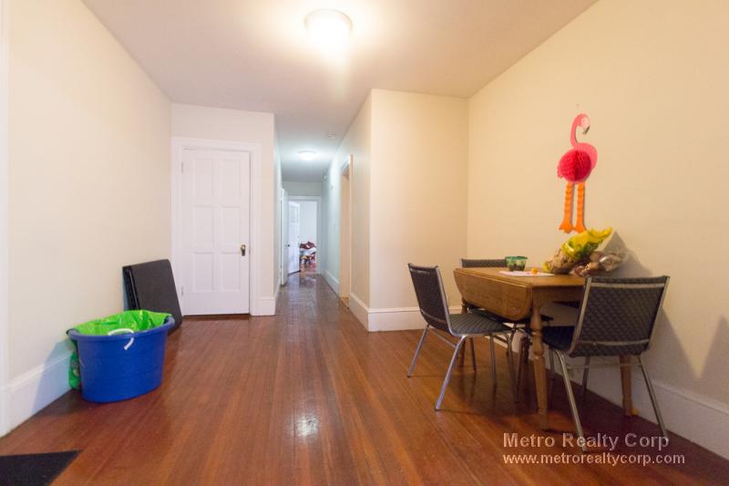1209 Beacon St, Brookline