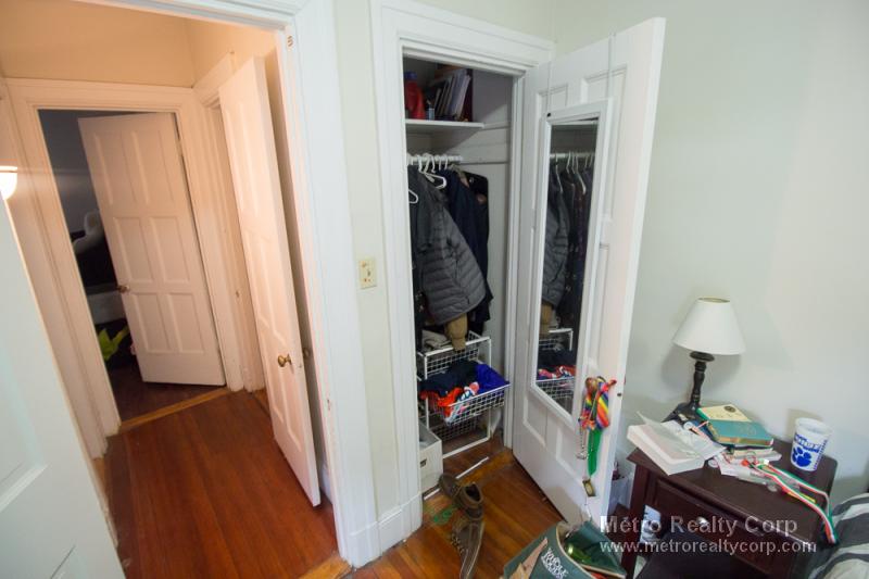 1209 Beacon St, Brookline