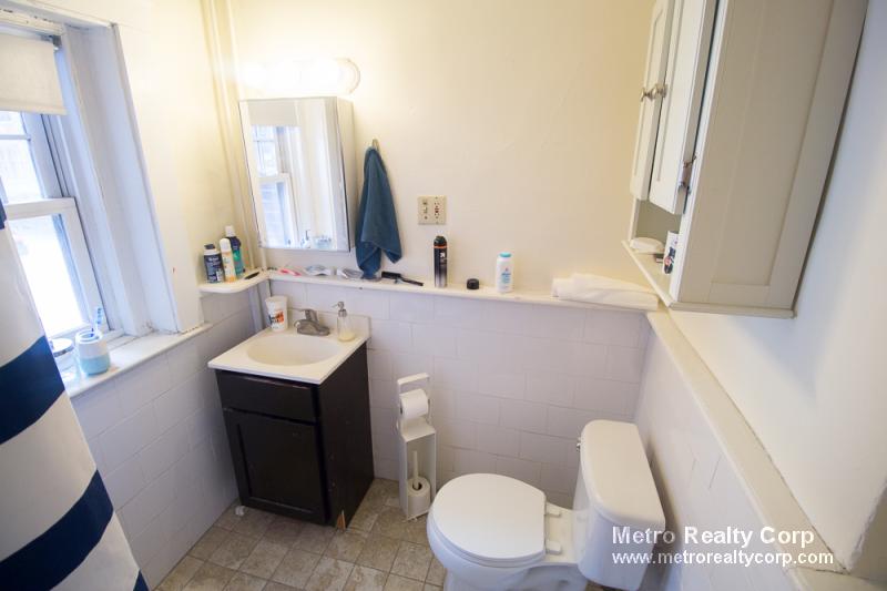 1209 Beacon St, Brookline