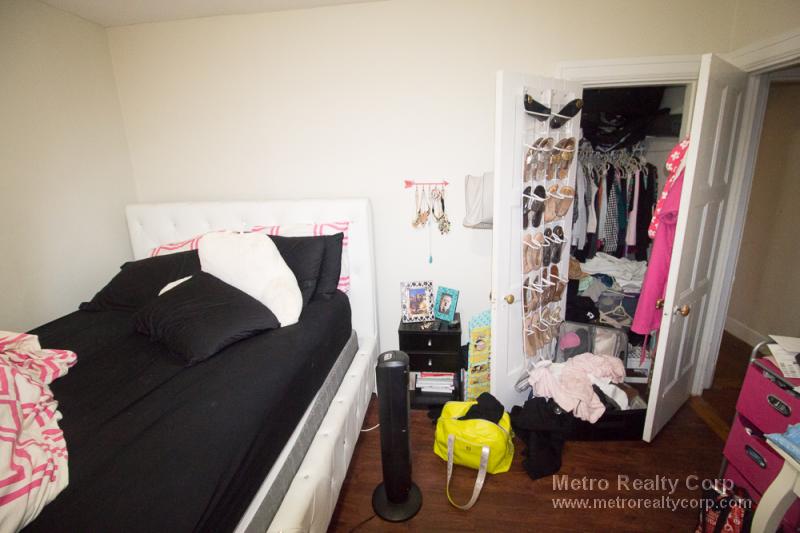 1209 Beacon St, Brookline