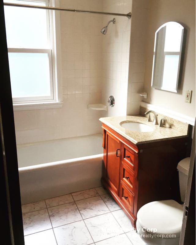 31 Ashfield St, Roslindale