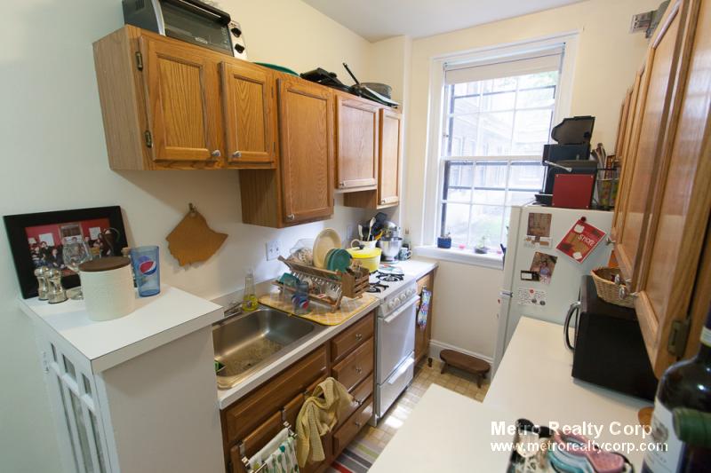 89 Strathmore Rd, Brighton