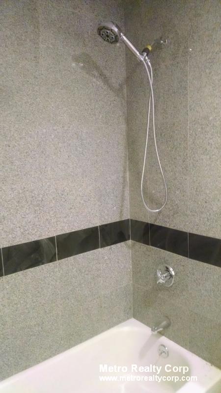 648 Washington St, Washington Square