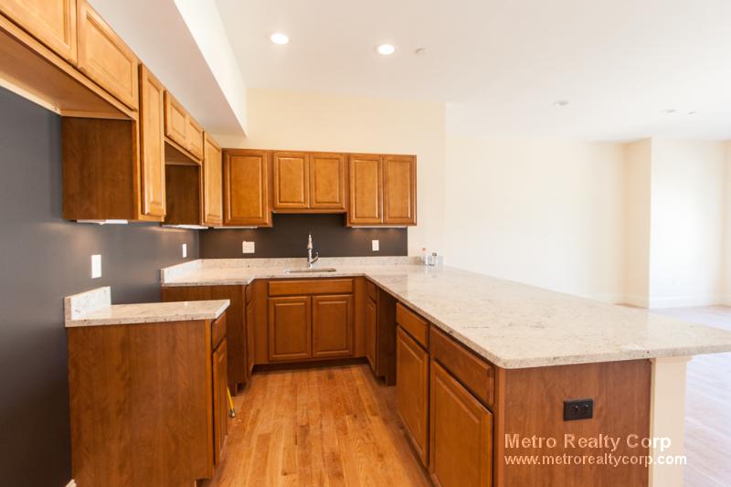 5165 Washington St, West Roxbury