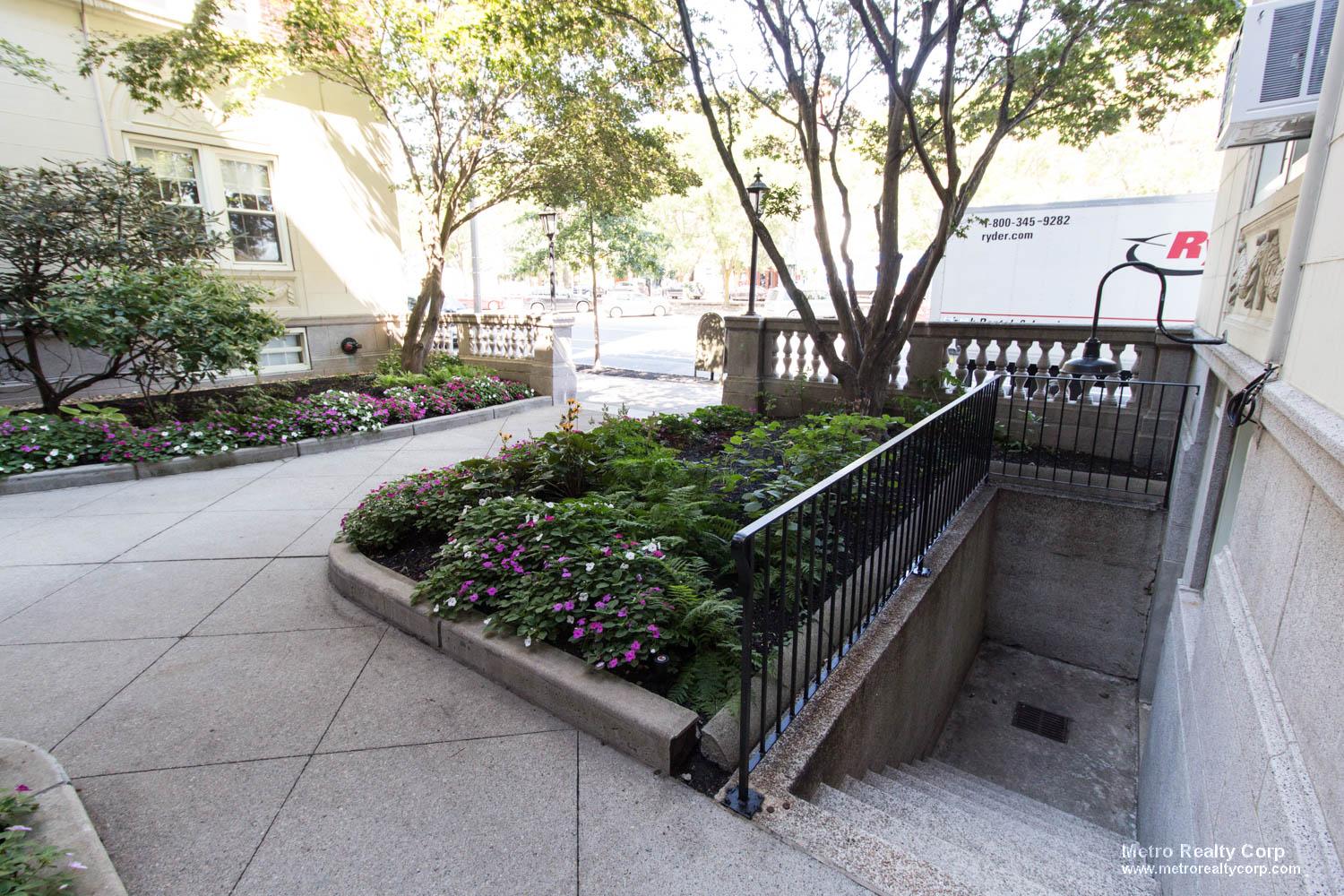 1401 Beacon St, Brookline