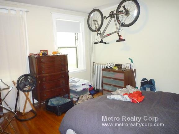 1940 Commonwealth Ave, Brighton