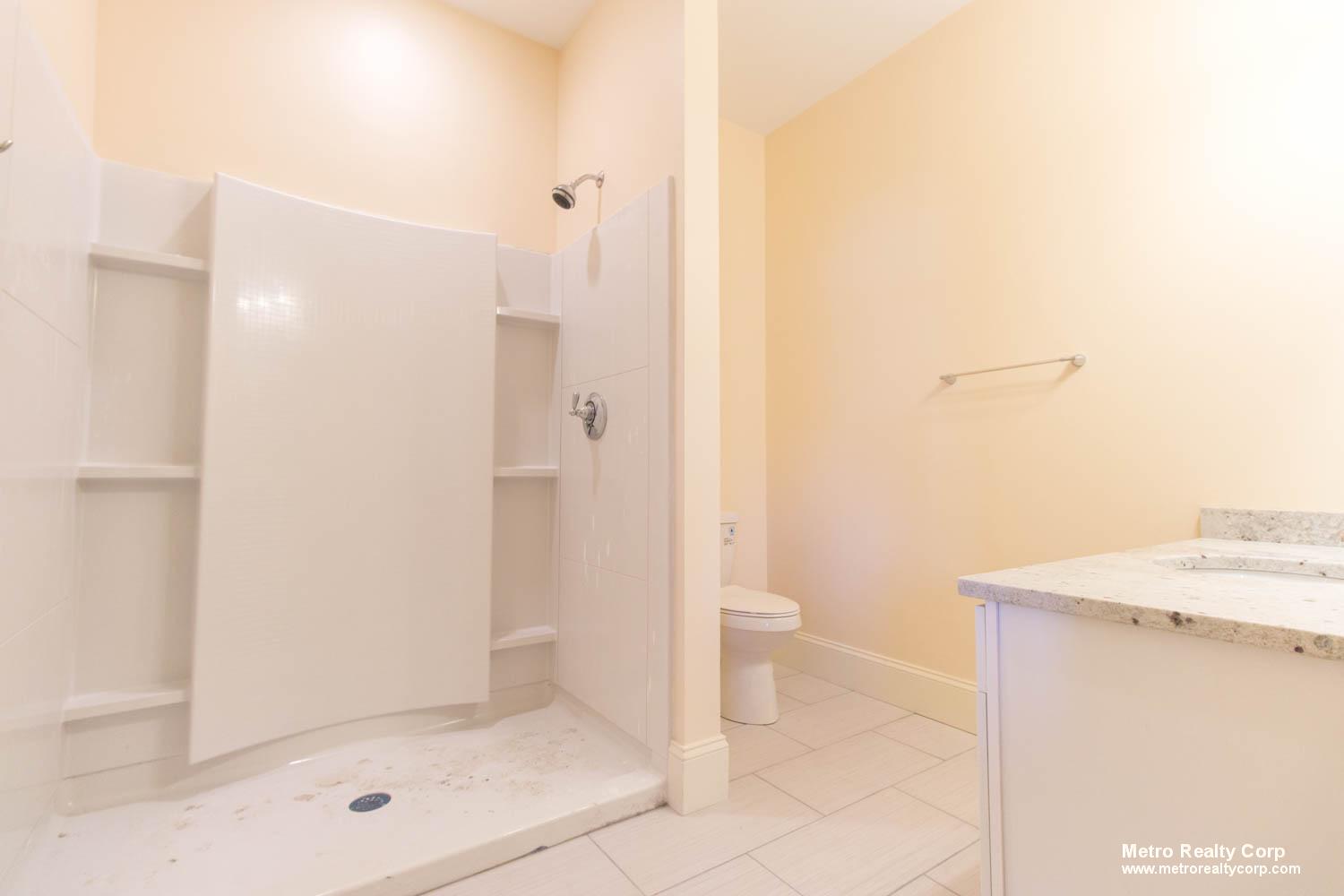 2 bed, 2 bath apartment for rent at 5165 Washington St Unit 19, West Roxbury — photo 8 of 15
