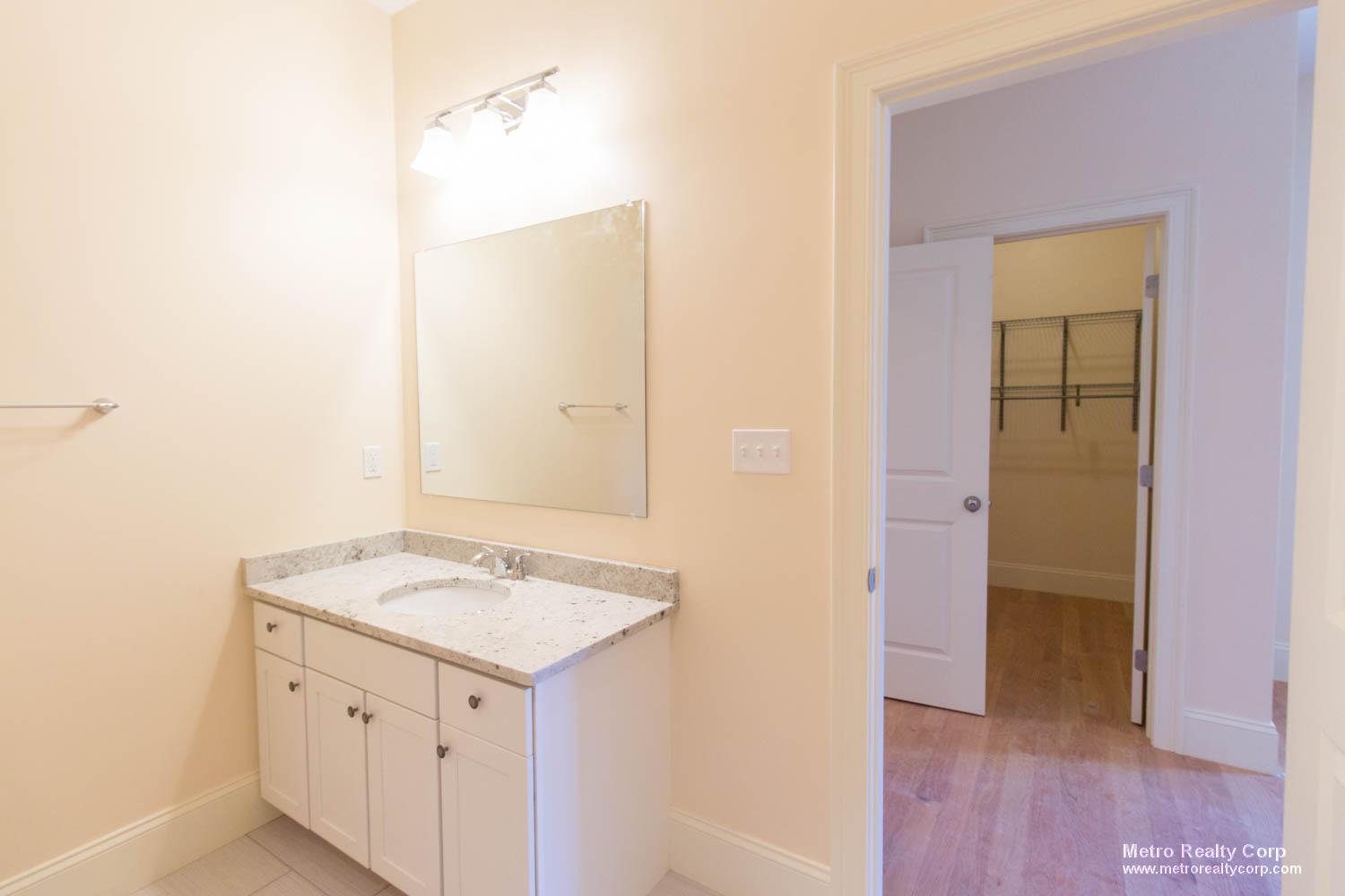 2 bed, 2 bath apartment for rent at 5165 Washington St Unit 19, West Roxbury — photo 7 of 15