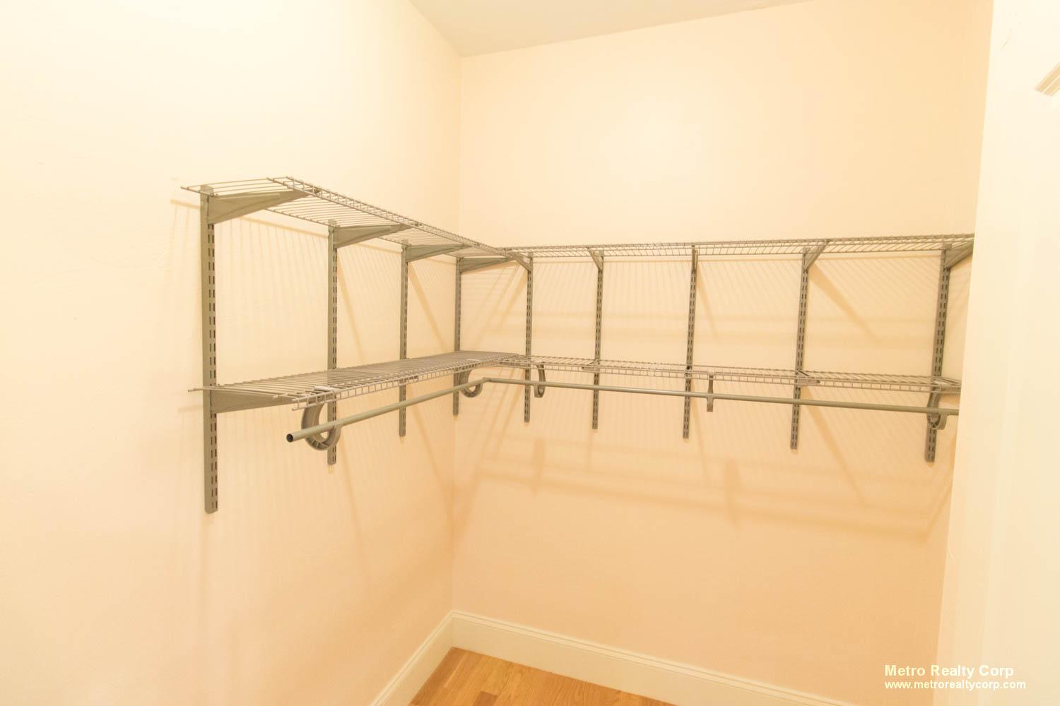2 bed, 2 bath apartment for rent at 5165 Washington St Unit 19, West Roxbury — photo 6 of 15