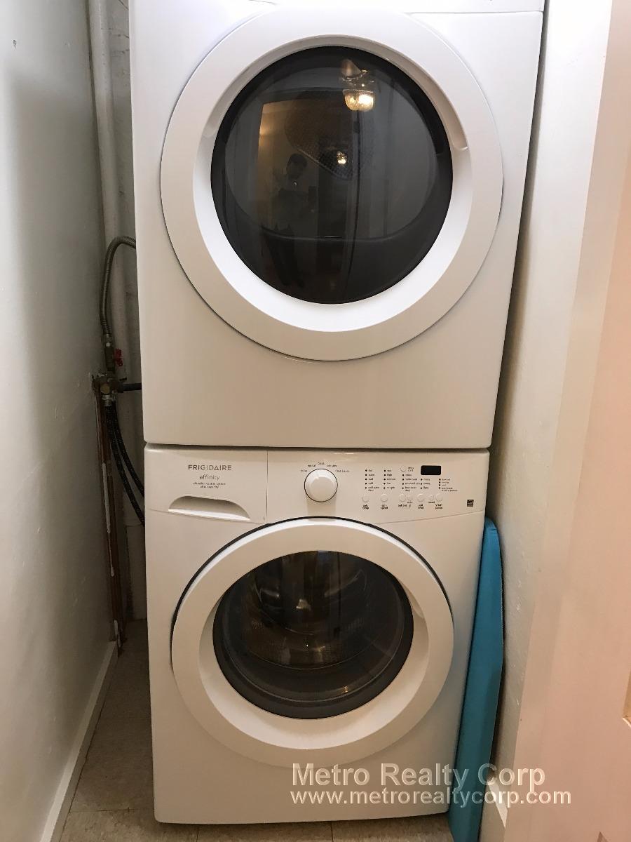 168 Chelsea St, East Boston