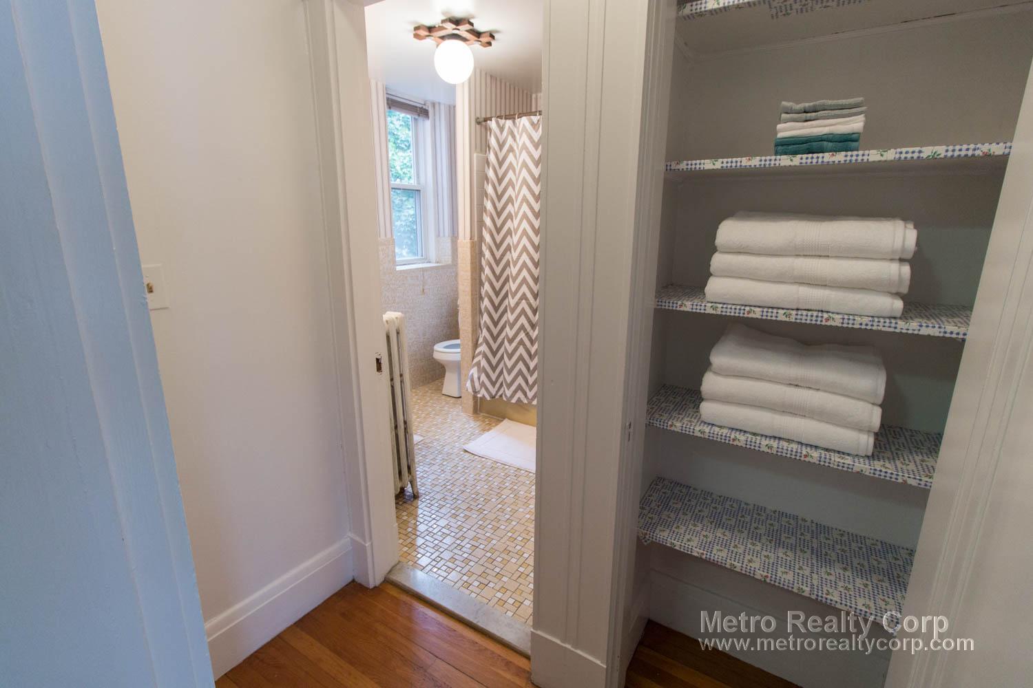 42 Longwood Ave, Coolidge Corner