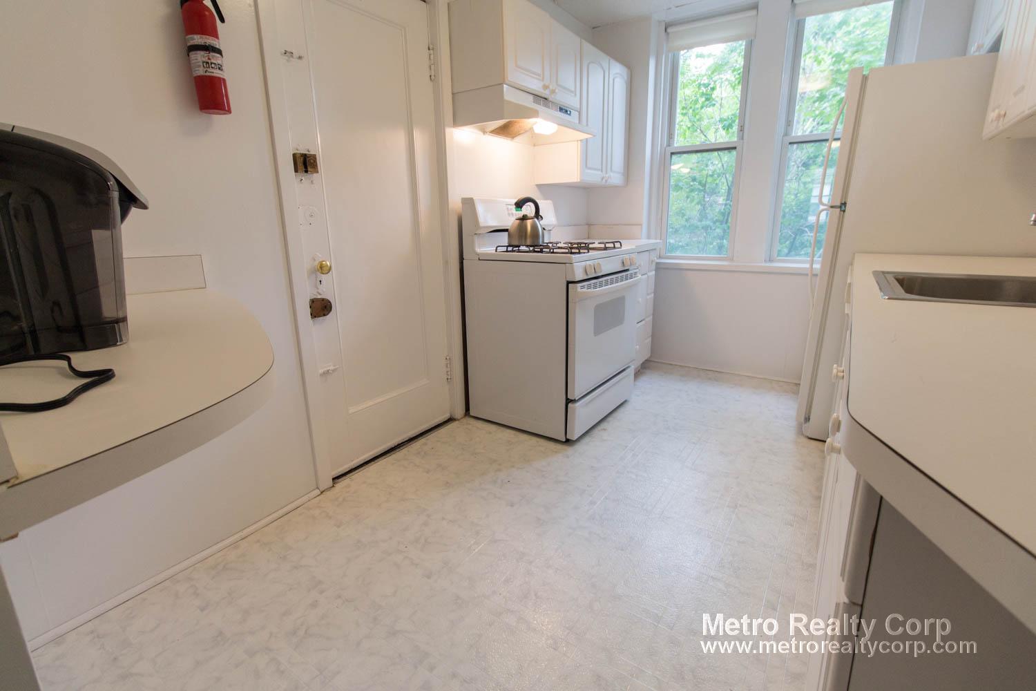 42 Longwood Ave, Coolidge Corner