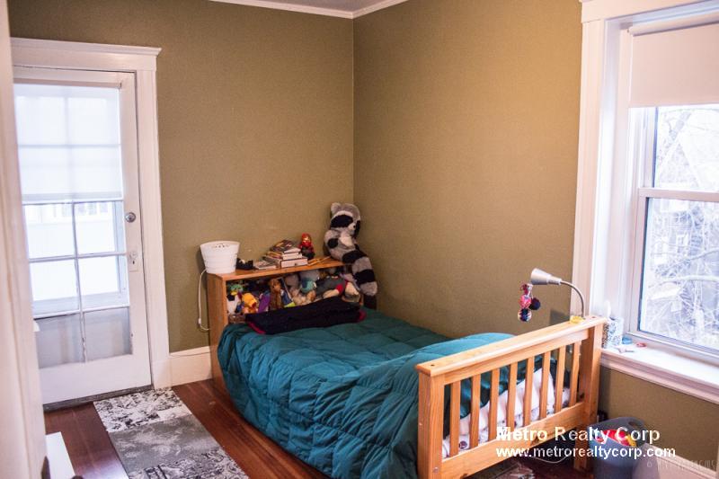 91 Fuller St, Brookline
