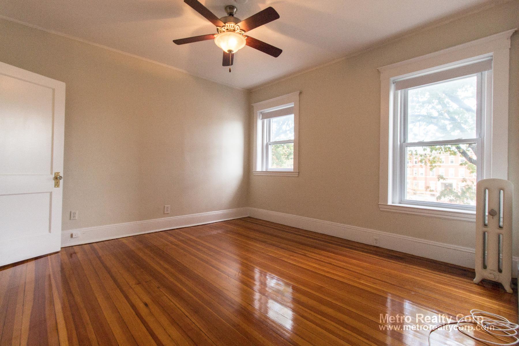 1 bed, 1 bath apartment for rent at 1368 Commonwealth Ave Unit 4, Allston — photo 9 of 18