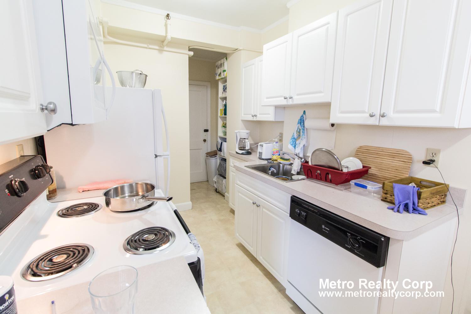 1284 Beacon St, Coolidge Corner