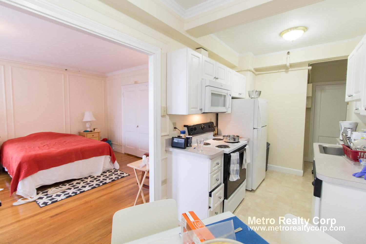 1284 Beacon St, Coolidge Corner