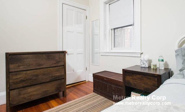 1211 Beacon St, Brookline
