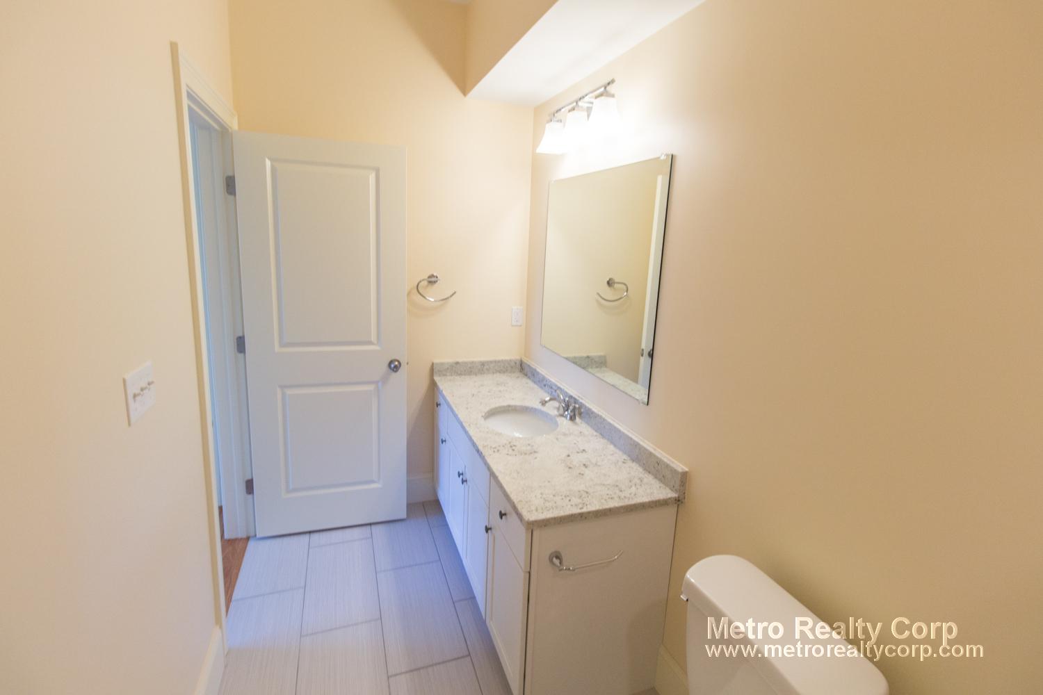 2 bed, 2 bath apartment for rent at 5165 Washington St Unit 10, West Roxbury — photo 11 of 15
