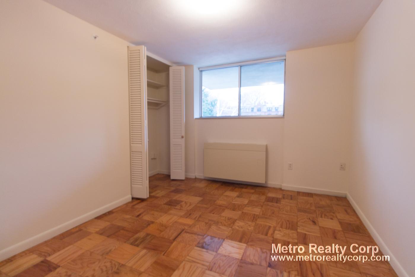 101 Monmouth St, Brookline