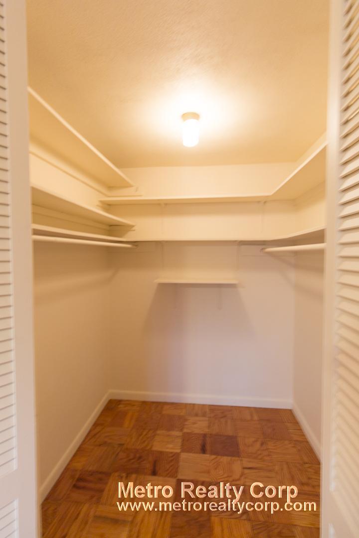 101 Monmouth St, Brookline