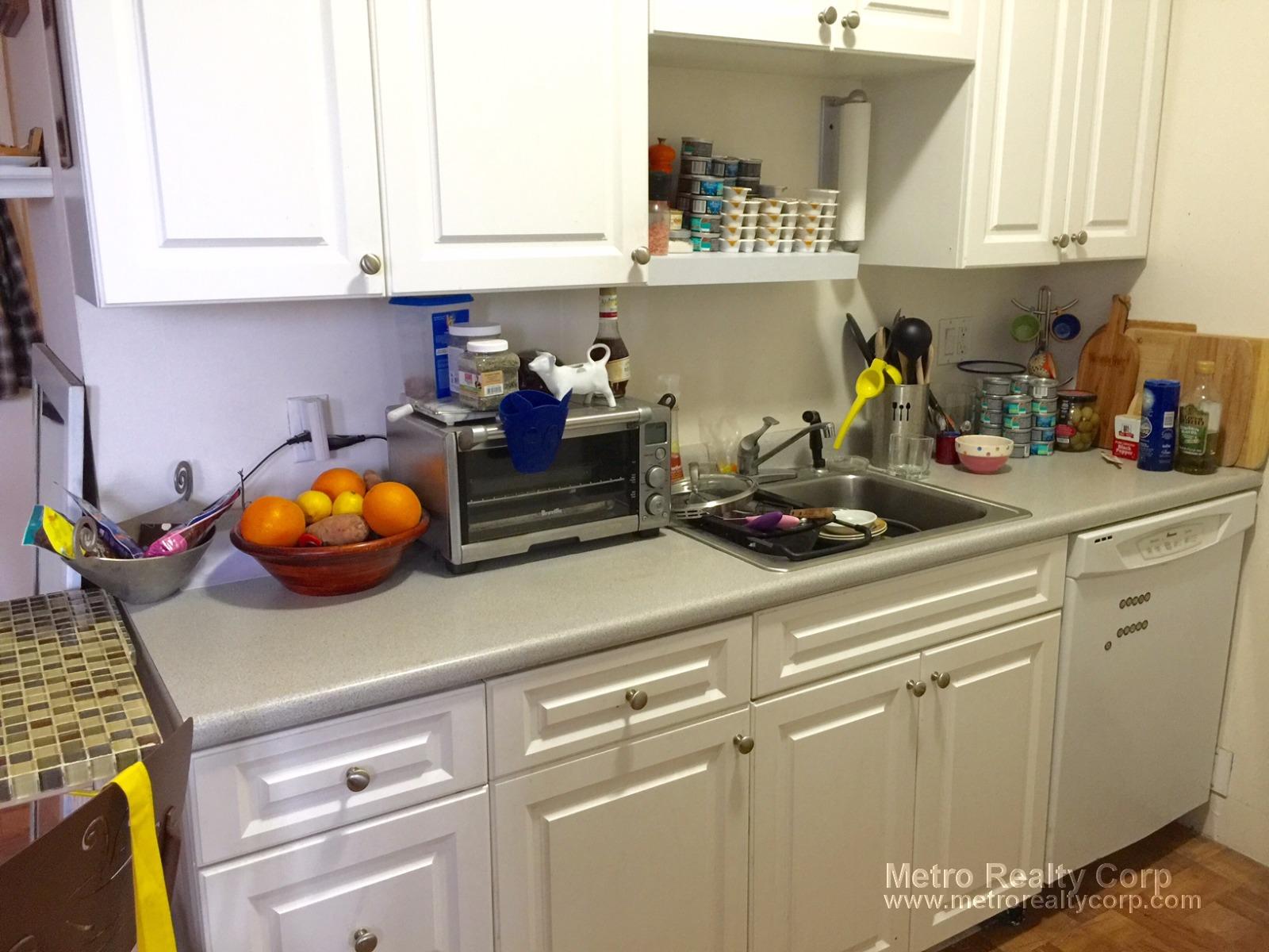 1 bed, 1 bath apartment for rent at 199 Winthrop Rd Unit 14, Brookline — photo 2 of 6