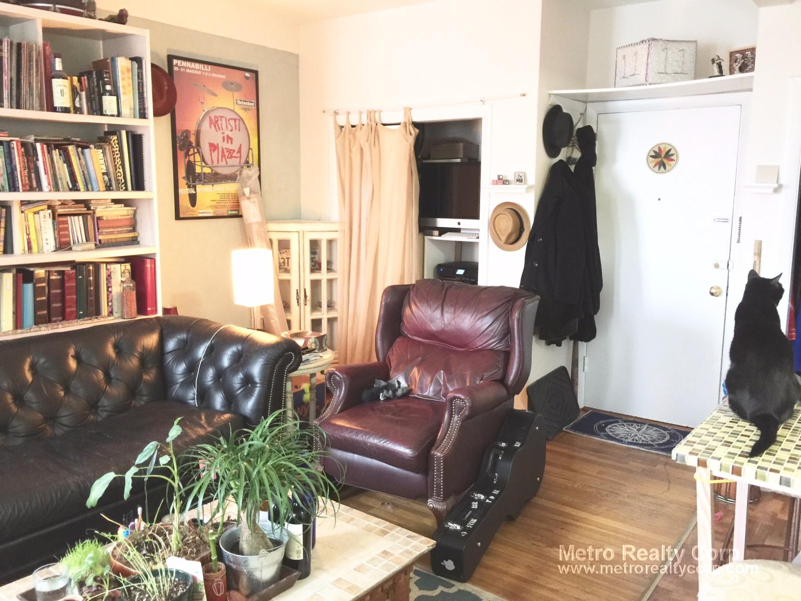 1 bed, 1 bath apartment for rent at 199 Winthrop Rd Unit 14, Brookline — photo 5 of 6