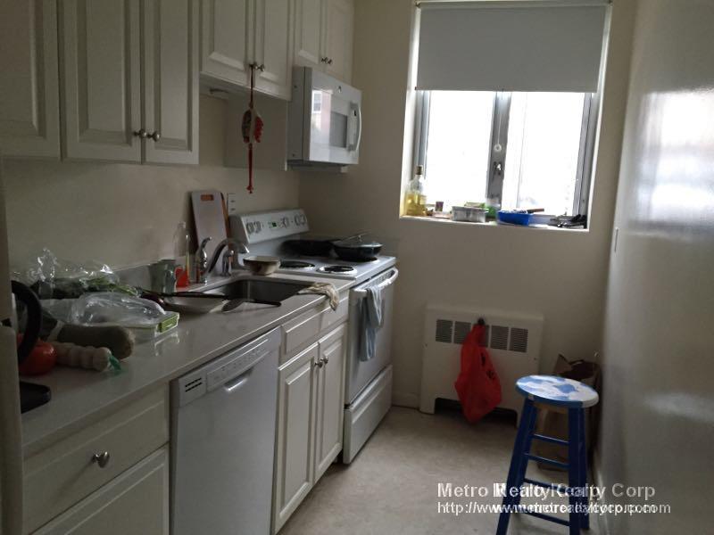 35 Vernon St, Brookline