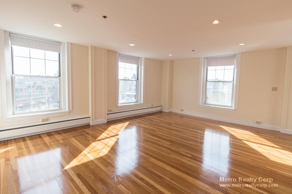 2 bed, 2 bath apartment for rent at 1284 Beacon St Unit 620, Coolidge Corner — photo 7 of 27