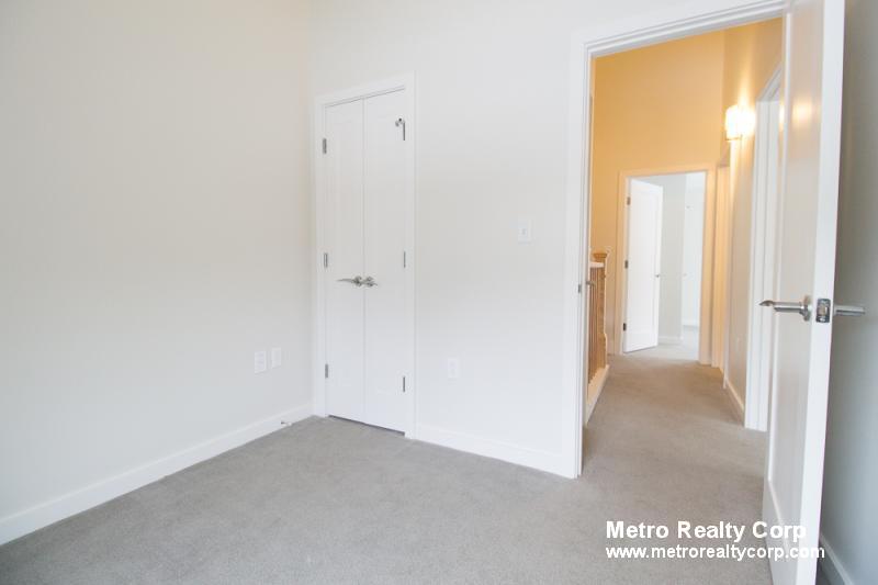 34 Cottage Park Ave, North Cambridge