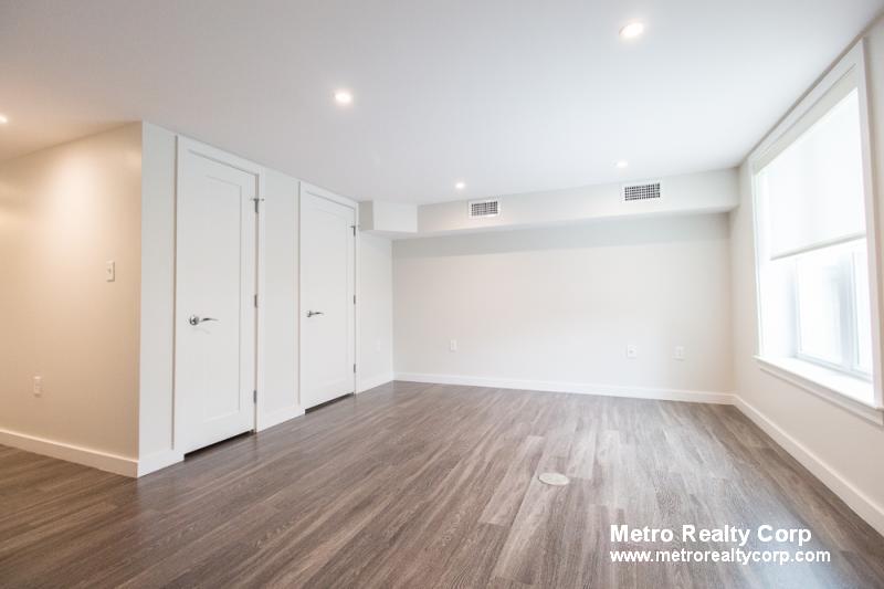 34 Cottage Park Ave, North Cambridge