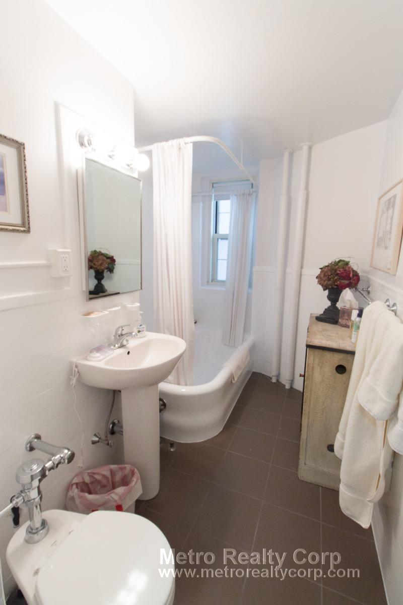 1401 Beacon St, Coolidge Corner