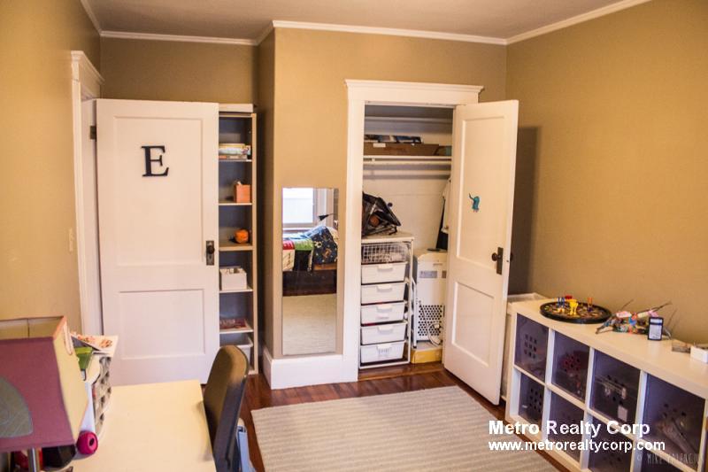 3 bed, 1 bath apartment for rent at 91 Fuller St Unit 2, Coolidge Corner — photo 11 of 20