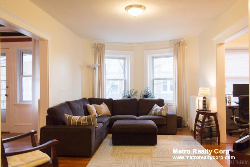 3 bed, 1 bath apartment for rent at 91 Fuller St Unit 2, Coolidge Corner