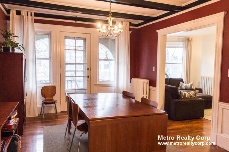 3 bed, 1 bath apartment for rent at 91 Fuller St Unit 2, Coolidge Corner — photo 5 of 20