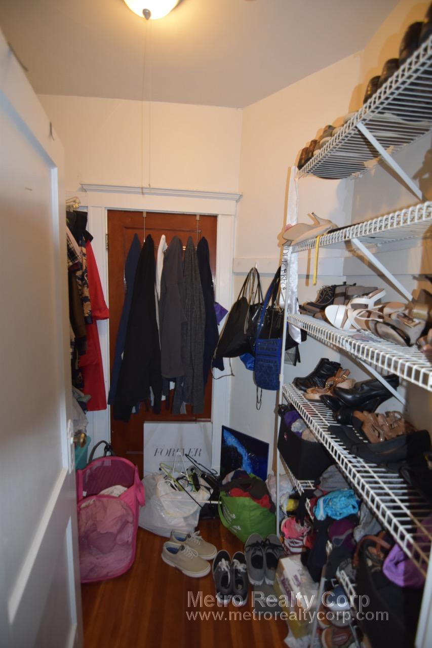 2 bed, 1 bath apartment for rent at 37 Claflin Rd Unit 4, Brookline — photo 7 of 9