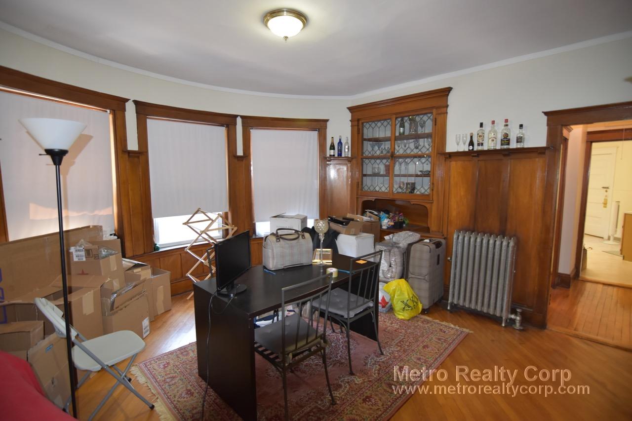 2 bed, 1 bath apartment for rent at 37 Claflin Rd Unit 4, Brookline — photo 3 of 9