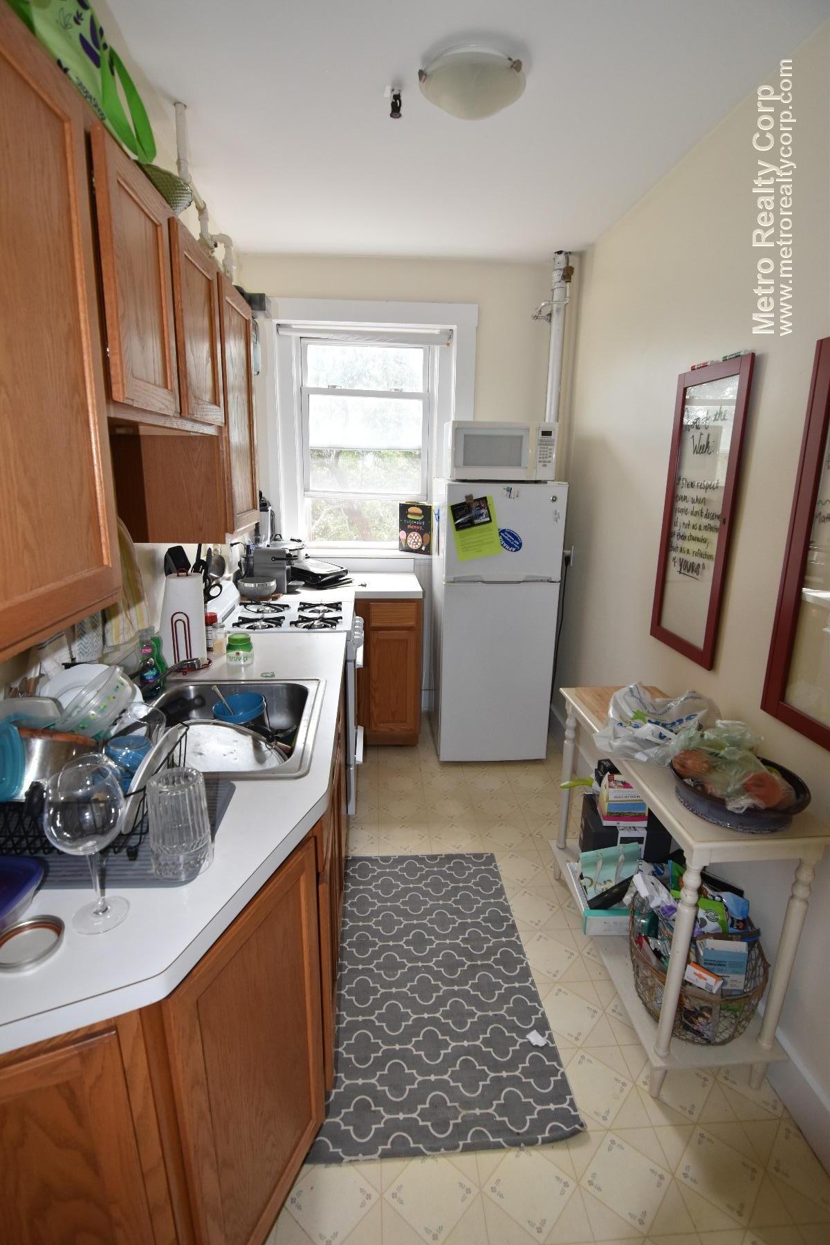 1940 Commonwealth Ave, Brighton