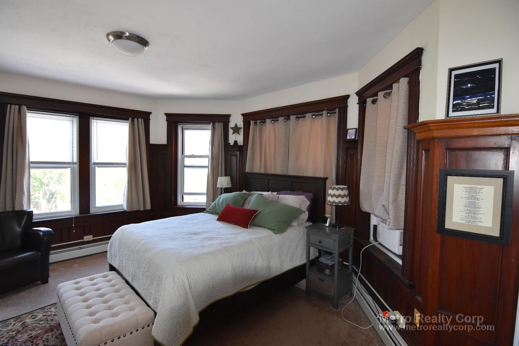 1405 Beacon St, Coolidge Corner