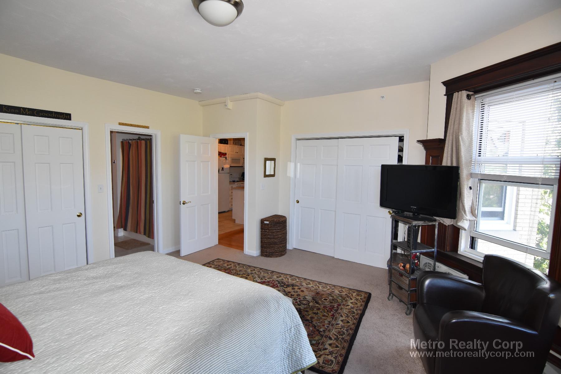 1405 Beacon St, Coolidge Corner