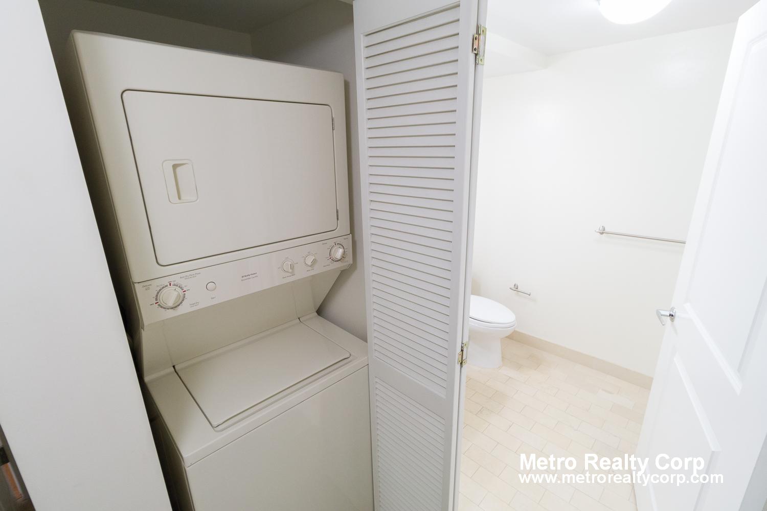 77 Marion St, Coolidge Corner