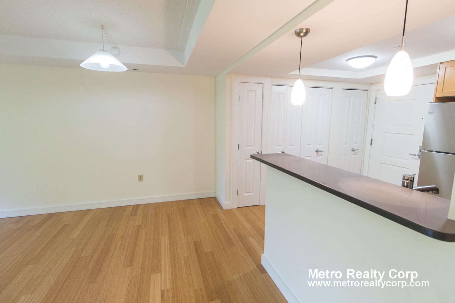 77 Marion St, Coolidge Corner