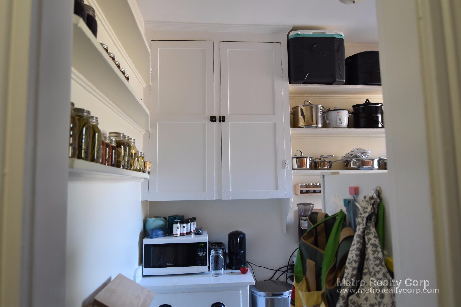 1940 Commonwealth Ave, Brighton