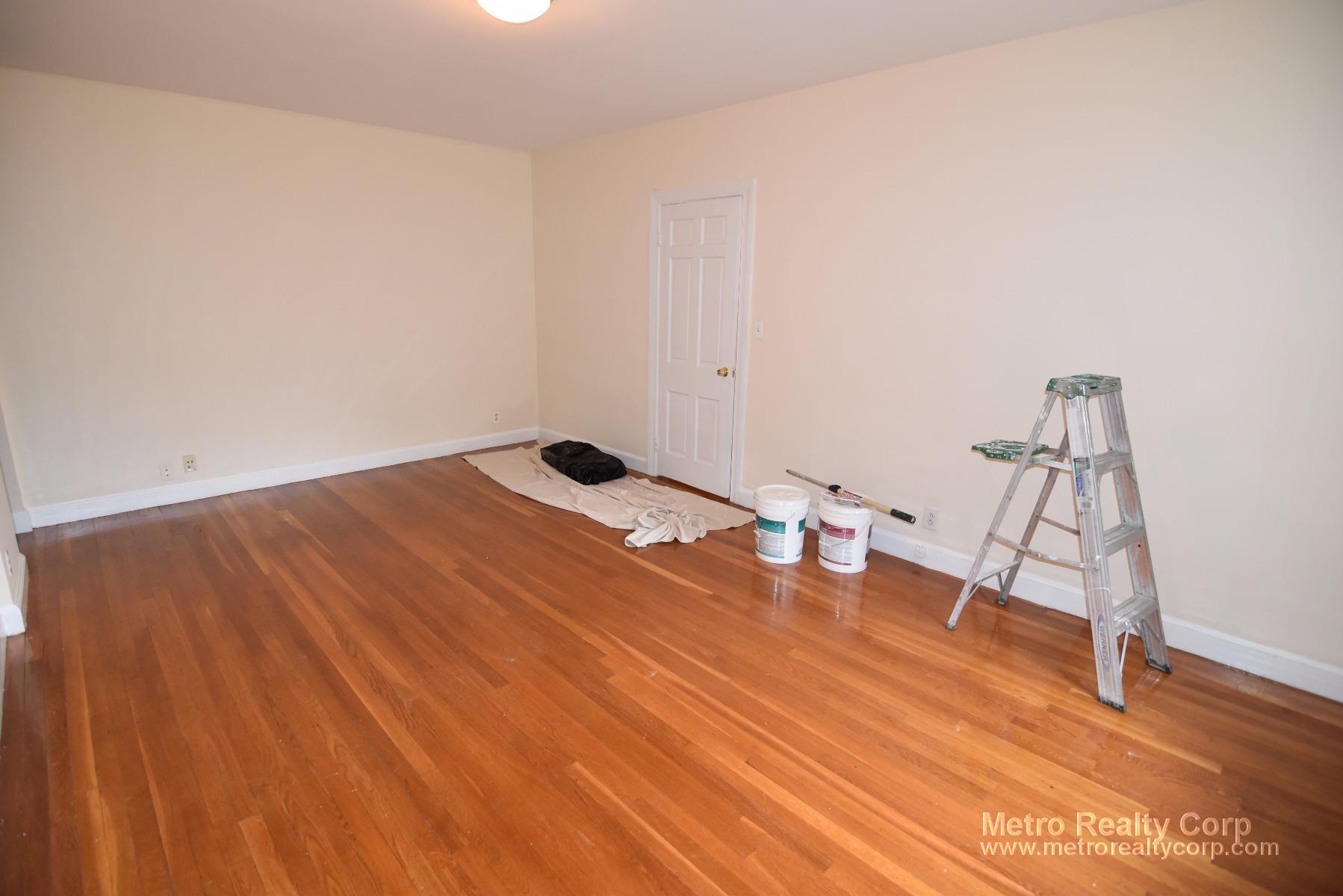 2 bed, 2 bath apartment for rent at 1129 Beacon St Unit 5, Brookline — photo 6 of 10