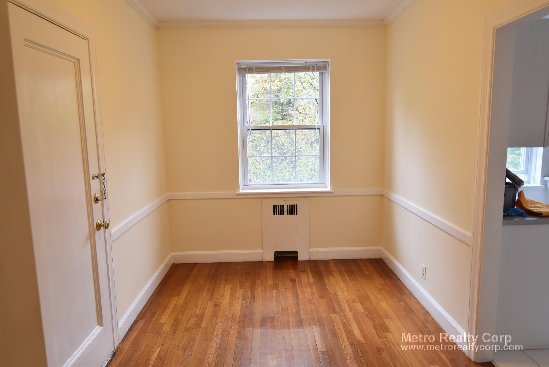 2 bed, 2 bath apartment for rent at 1129 Beacon St Unit 5, Brookline — photo 5 of 10