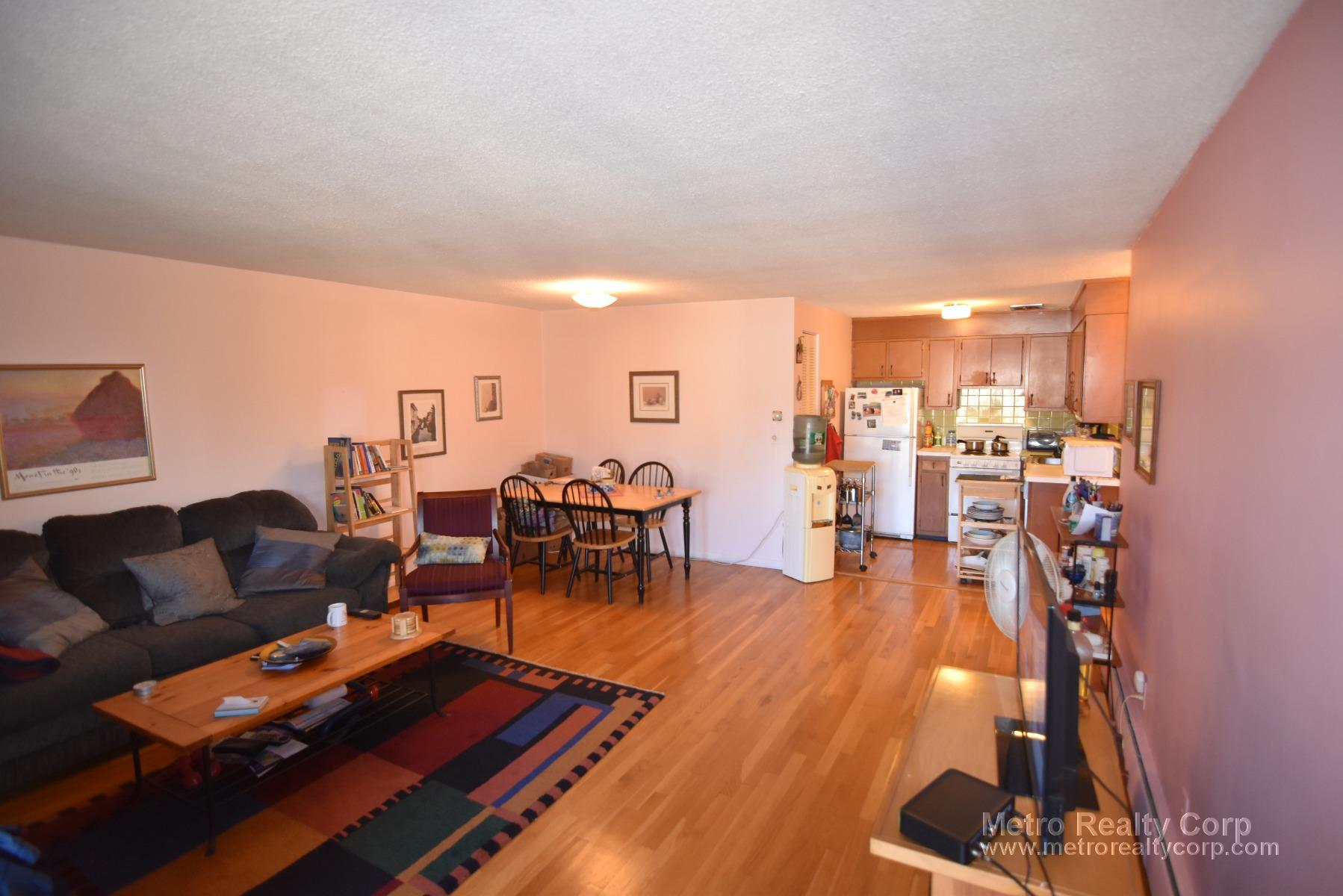 1 bed, 1 bath apartment for rent at 50 Green St Unit 404, Brookline — photo 2 of 14