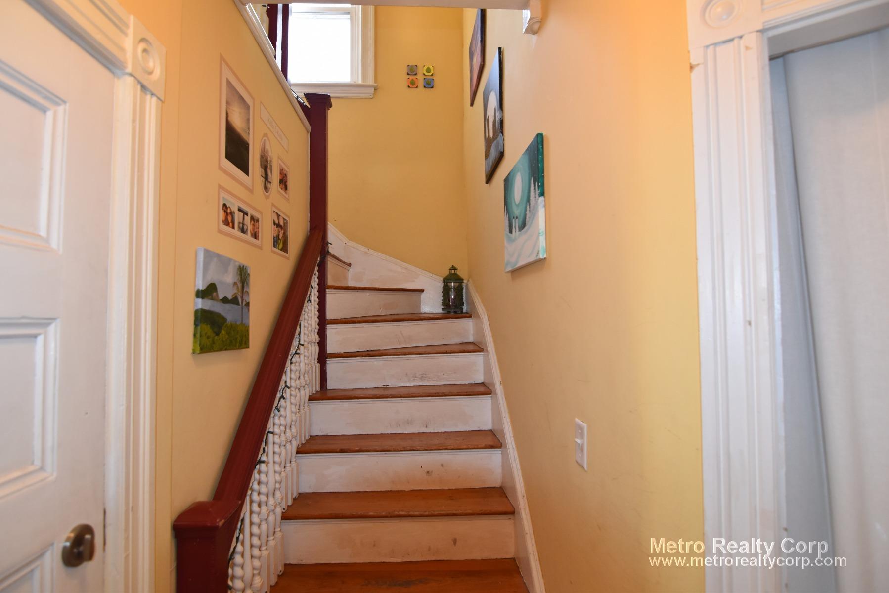 295 Summit Ave, Brighton