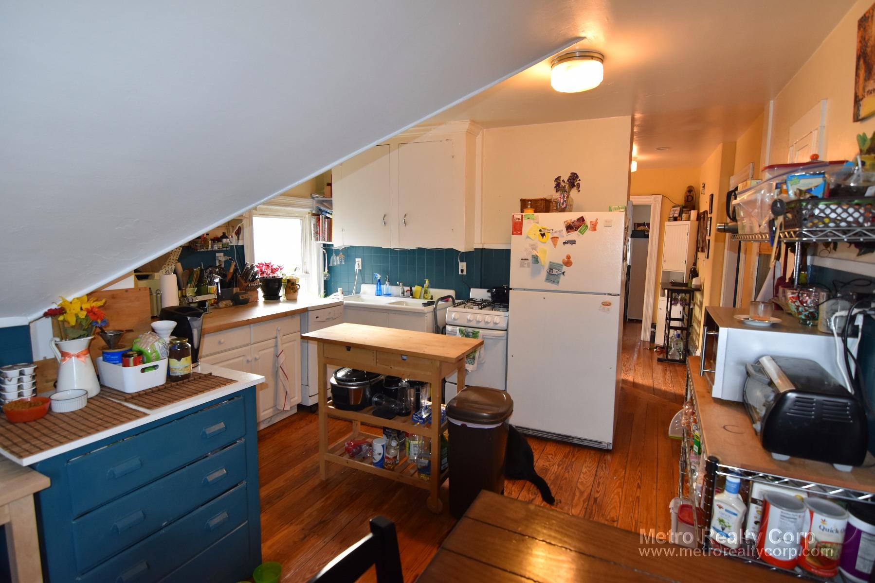 295 Summit Ave, Brighton