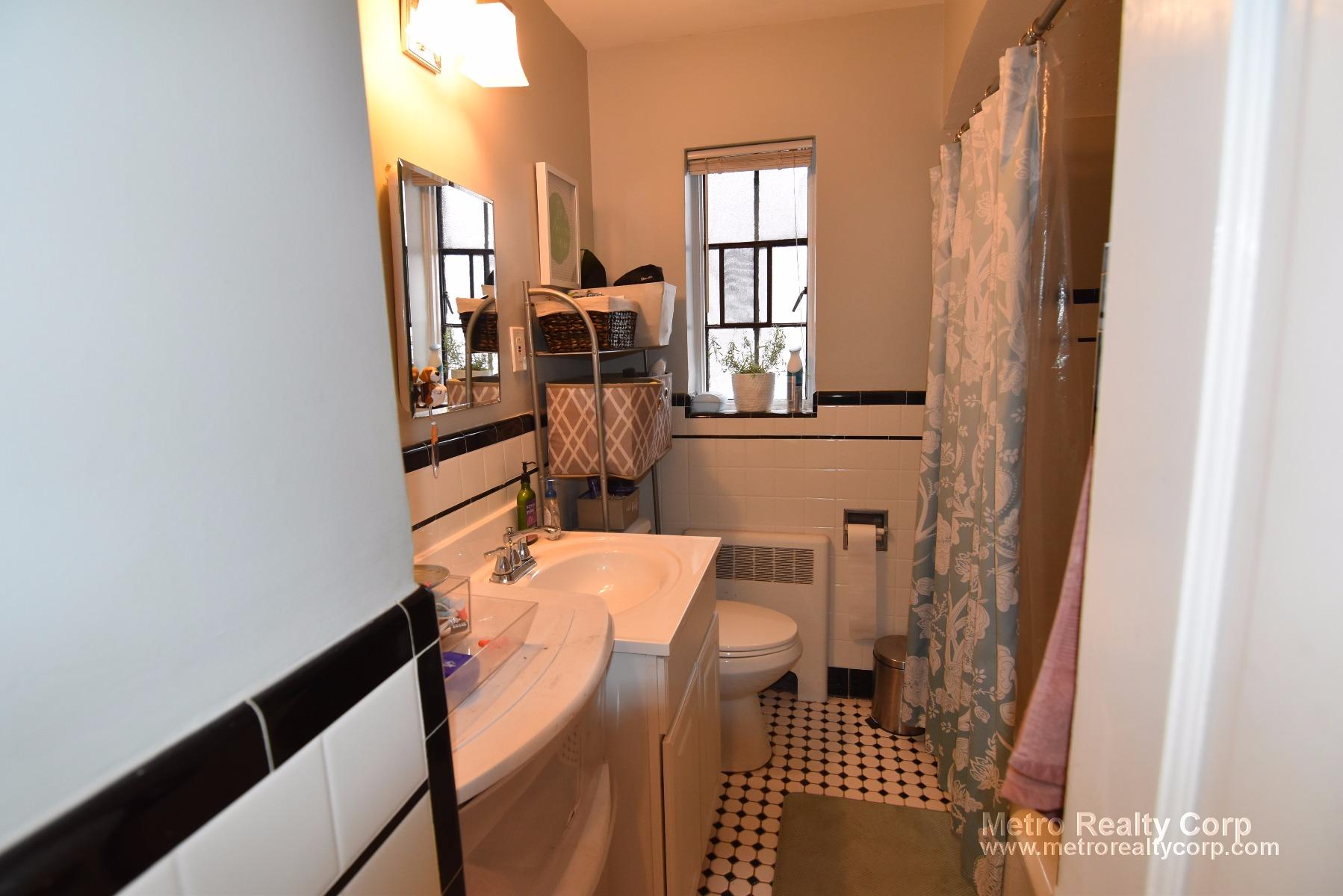 2 bed, 1 bath apartment for rent at 26 Richardson St Unit 2, Newton Corner — photo 13 of 13