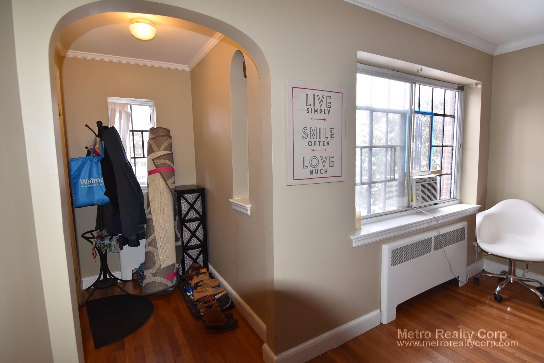 2 bed, 1 bath apartment for rent at 26 Richardson St Unit 2, Newton Corner — photo 5 of 13